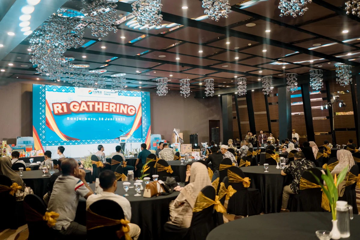 PT. Adil Makmur Fajar Gelar Gathering Retailer Paratop dan Launching Produk GLIFA 480 SL di Kalimantan