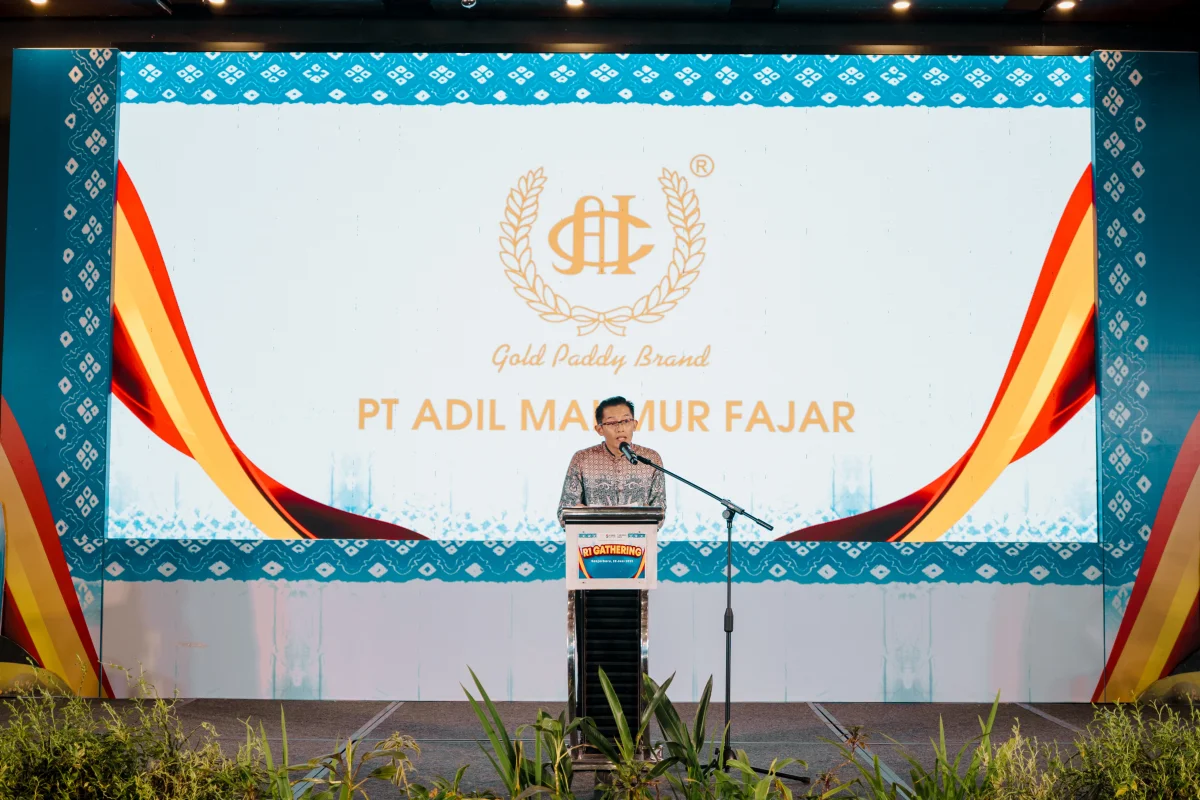 PT. Adil Makmur Fajar Gelar Gathering Retailer Paratop dan Launching Produk GLIFA 480 SL di Kalimantan